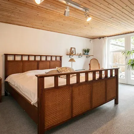 6 Person Holiday In Bl Vand Blåvand